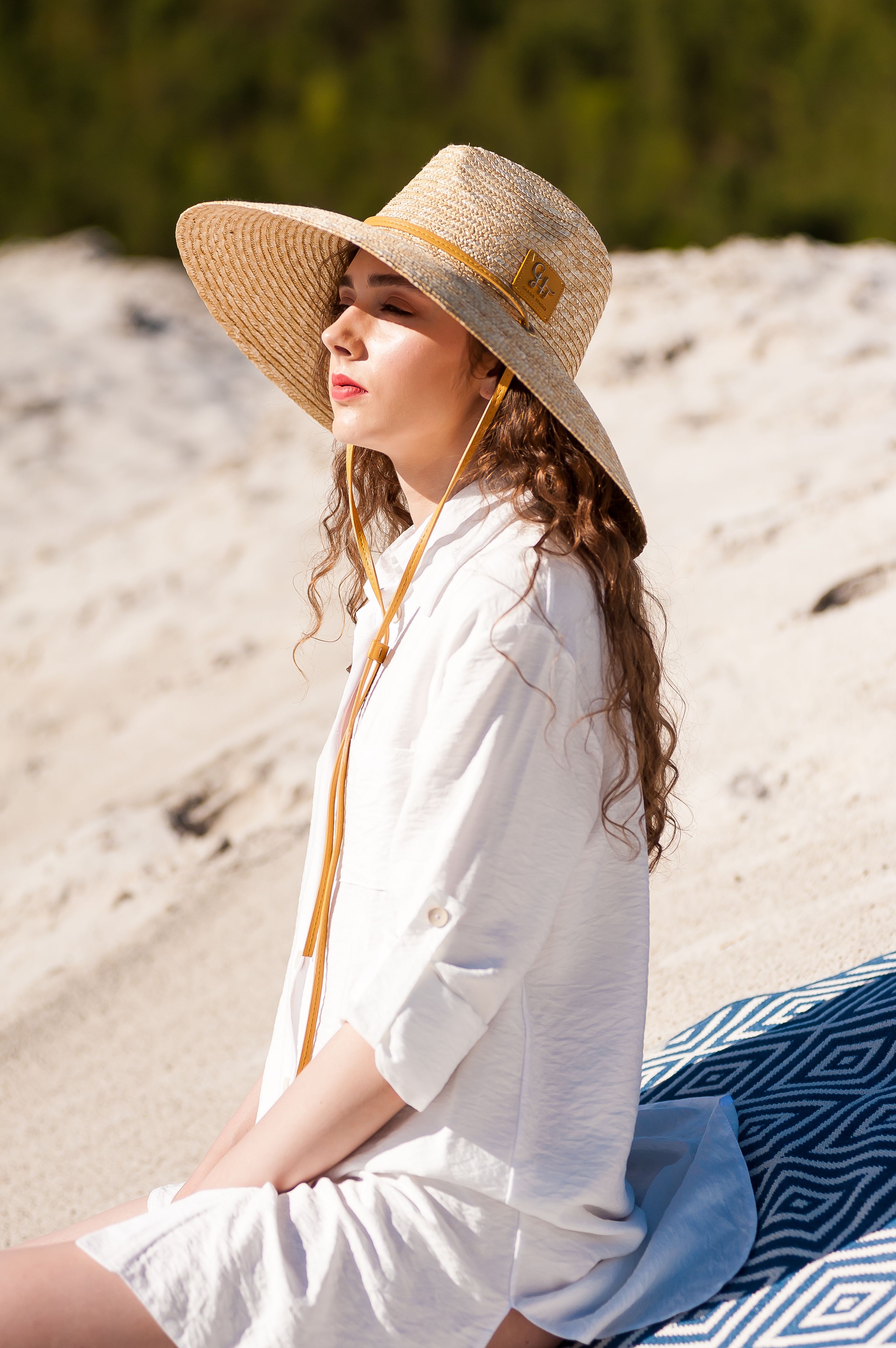 Beach Hats for Women: How AI Picks Your Perfect Hat for You